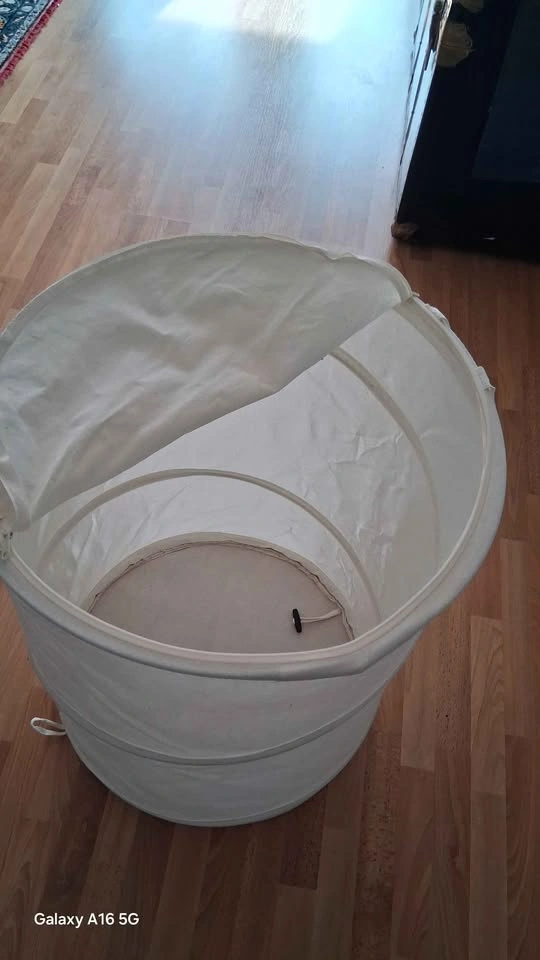 Laundry hamper - photo 2