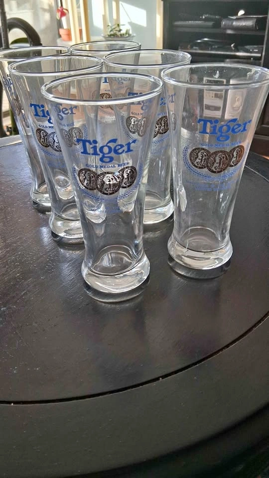 Vintage Tiger Beer glasses x 6