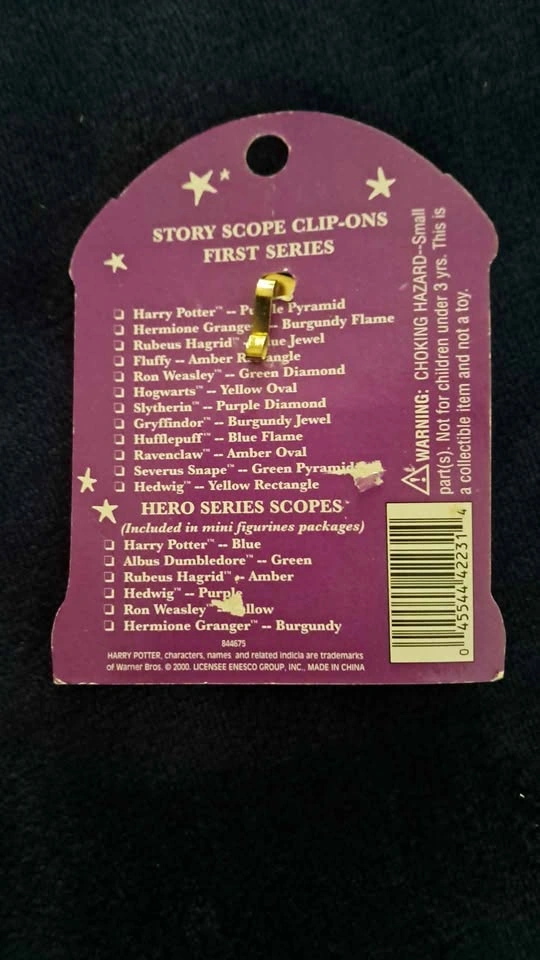 Harry Potter Hufflepuff Story Scope Clip-On New in Package - photo 2
