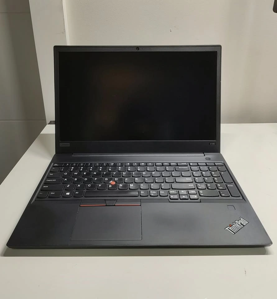 Lenovo ThinkPad E590 15" Laptop / i5-8265U / 8GB / 256GB SSD - photo 2