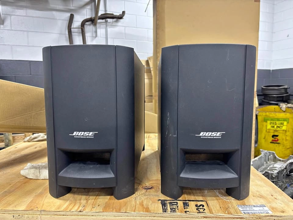 Bose CineMate GS Series II Subwoofers (2x) – No Cables