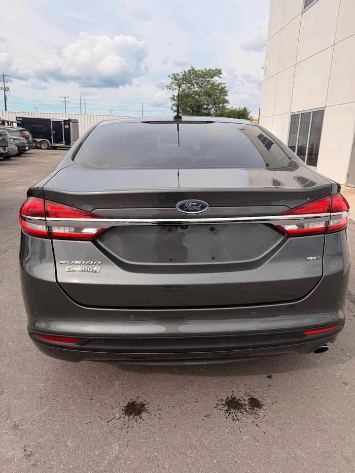 2017 Ford Fusion Plug-in Hybrid - photo 4