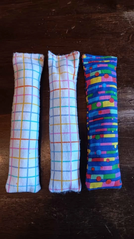 Handmade Fabric Cat Toy - photo 3