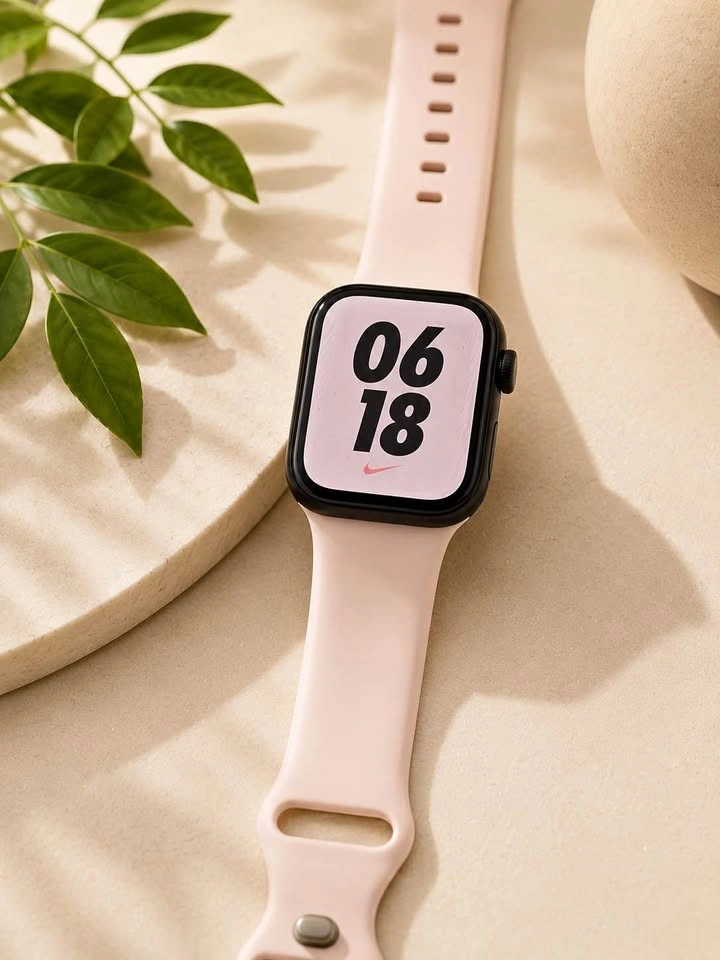 Apple Watch Series 7 (41mm, GPS Only) $170