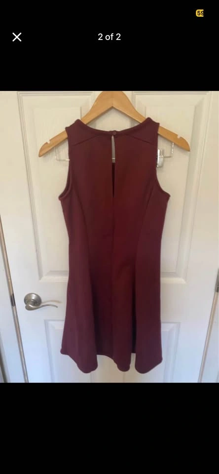 Cute Maroon/Burgundy Dress with keyhole - photo 2