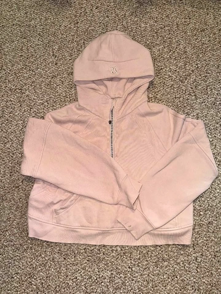 Lululemon • Flush Pink • M/L • Scuba half-zip