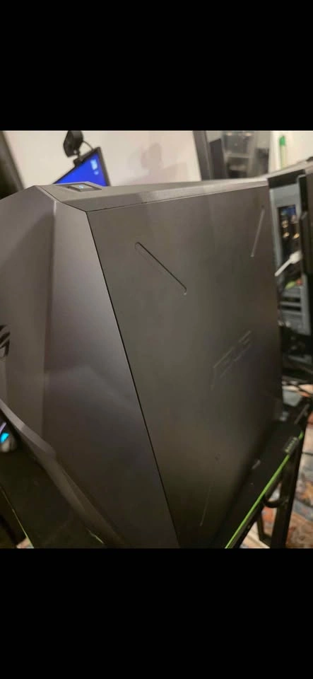 Asus ROG Strix Gaming Desktop - photo 2