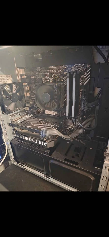 Asus ROG Strix Gaming Desktop - photo 3