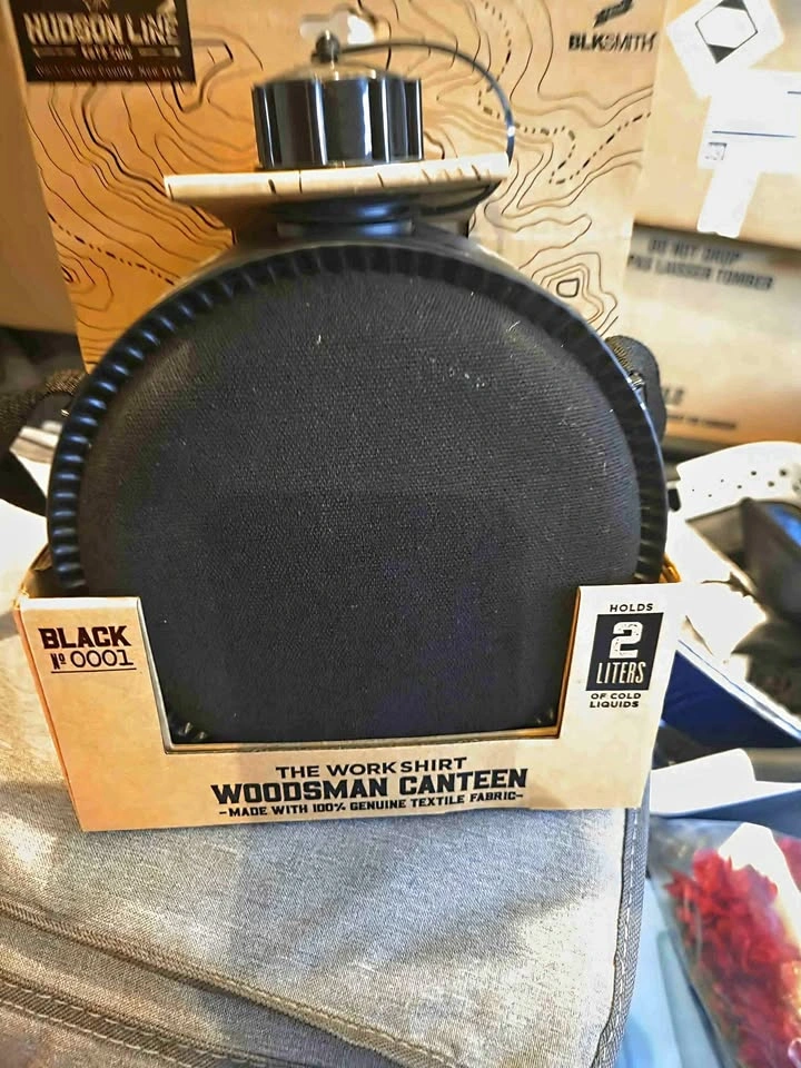Woodsman Canteen, Suitable for Hikers, New Still in Box