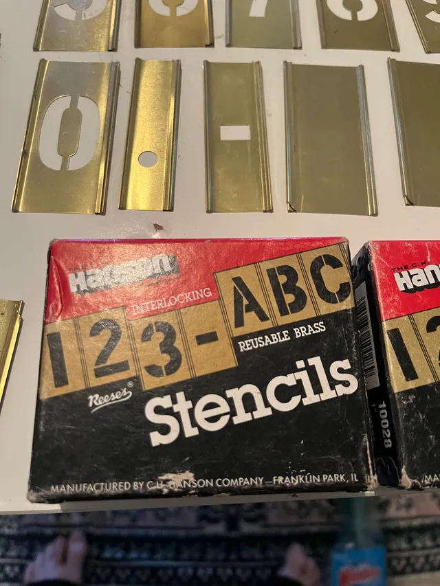 Hanson Interlocking Reusable Brass Stencils image indicator(3)