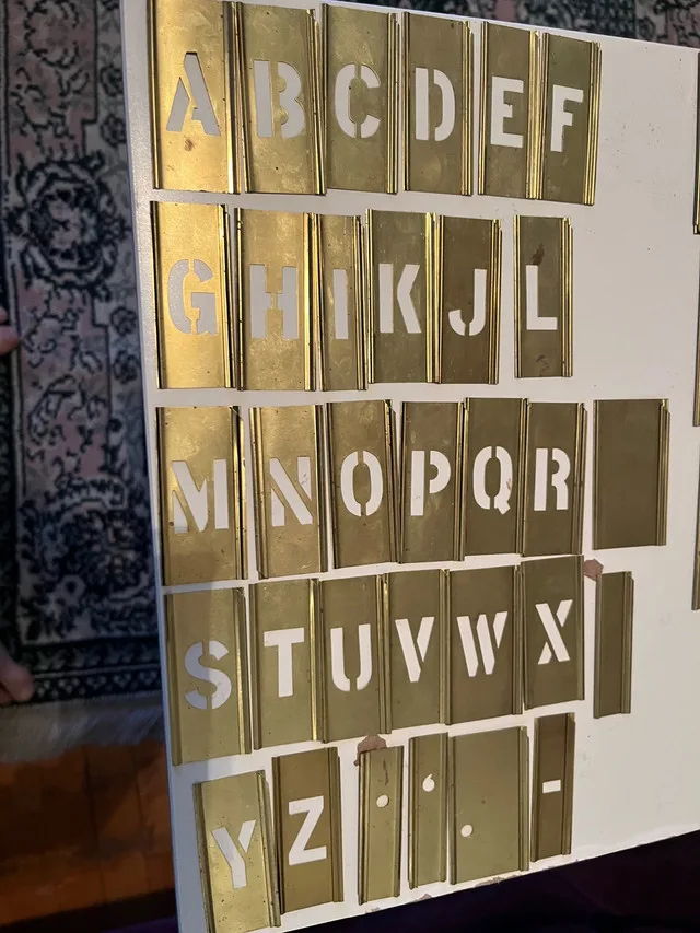 Hanson Interlocking Reusable Brass Stencils image indicator(4)