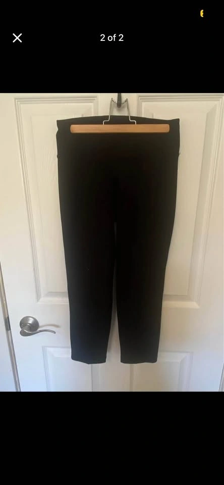 Black Athletic Capri Leggings - photo 2