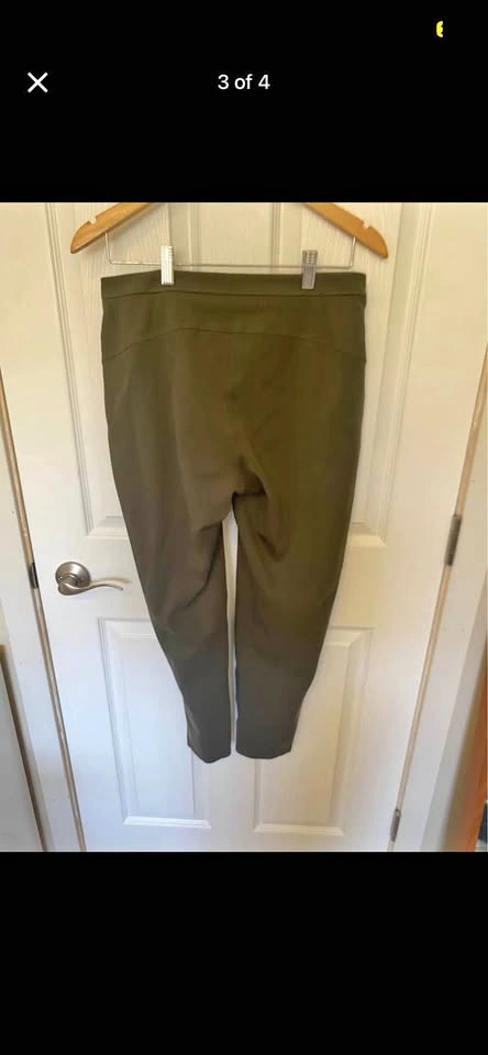 Size 8 Lulu Lemon Pants Trousers - Black and Olive Colours Avail