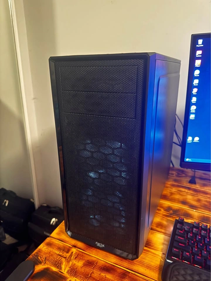 CUSTOM GAMING PC - RYZEN 5 5600x - 2070 Super - 32 GB RAM - photo 2