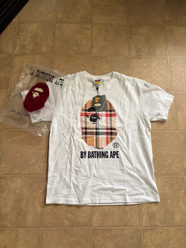 White bape x burburry T-shirt