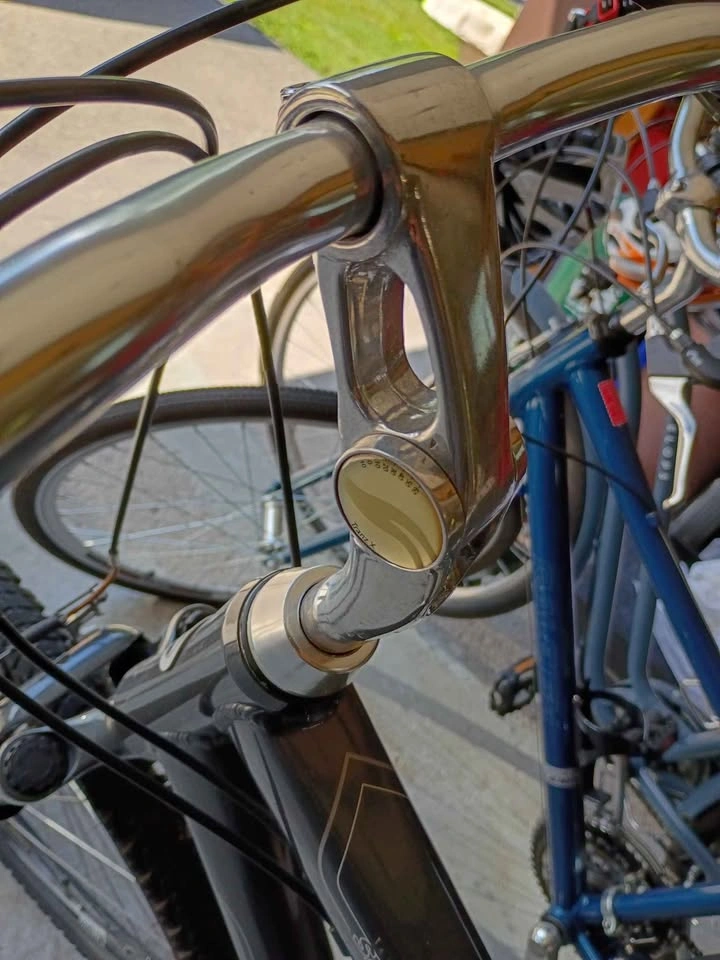 Giant Sedona Hybrid Bike (Medium/Large 18" Frame) - photo 3
