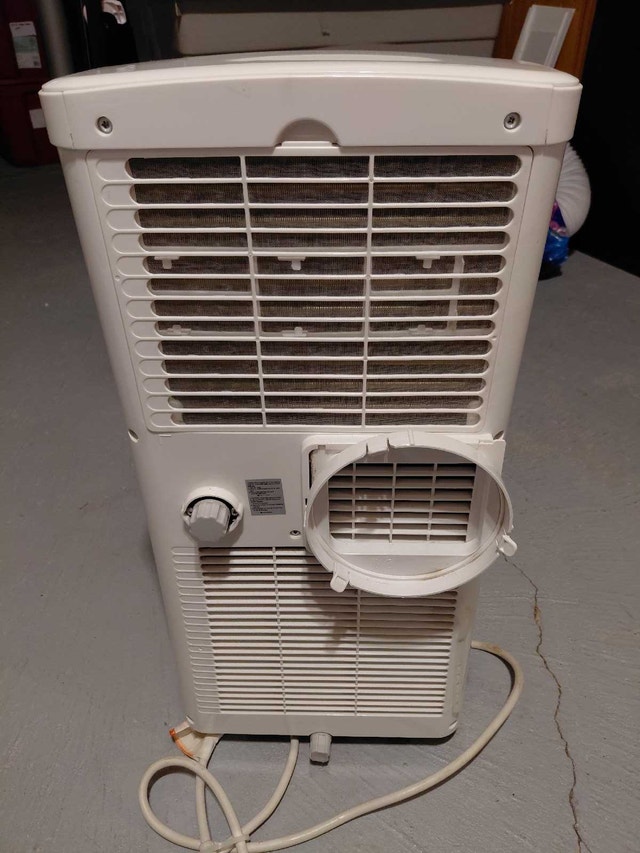 Arctic King Portable Air Conditioner - photo 2