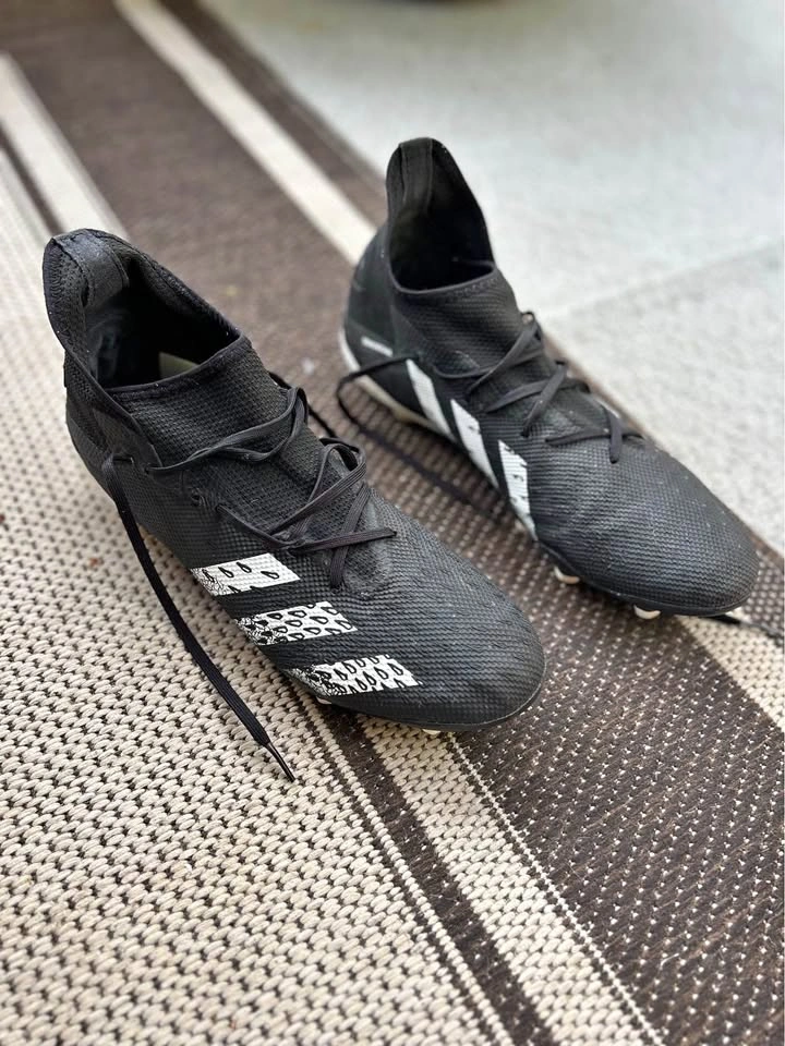 Adidas Predator Freak .3 Firm Ground Soccer Cleats size 12