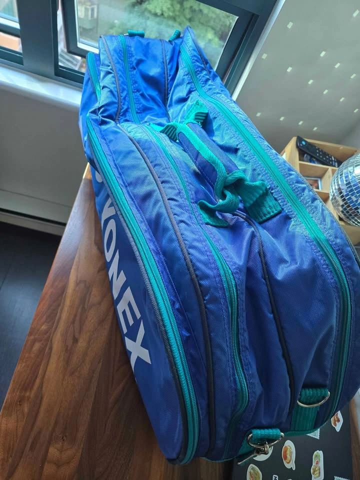 🏸 Yonex Vintage Badminton / Tennis Racquet Bag – $30 - photo 3