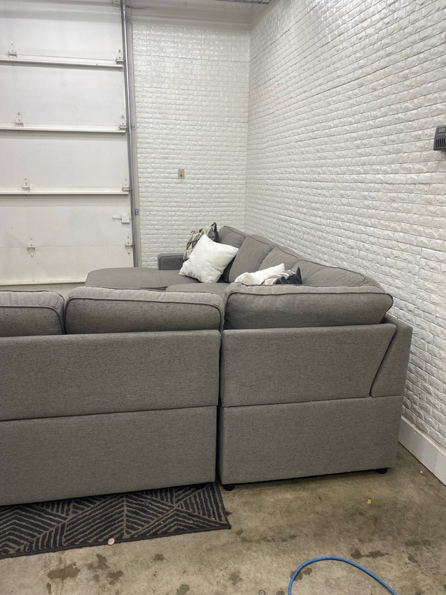 FREE DELIVERY Sectional - photo 4