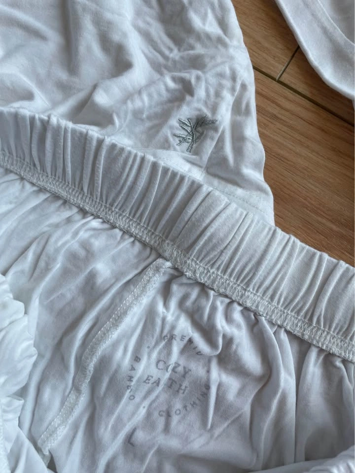 Cozy Earth Bamboo Pajama Set – Women’s Large – White - photo 3