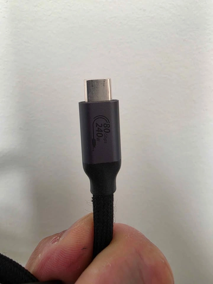 Silkland Thunderbolt 5 Cable - photo 2