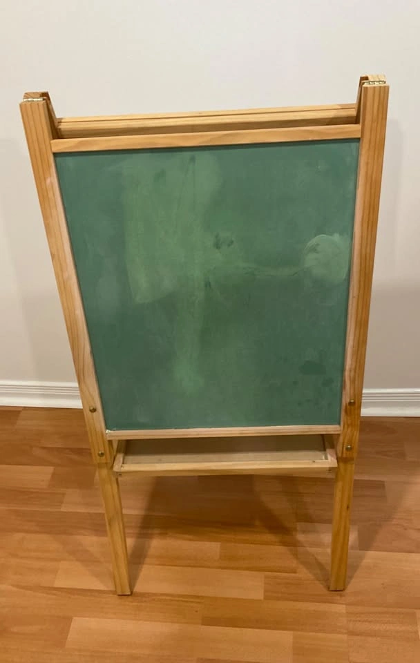 Easel - photo 2