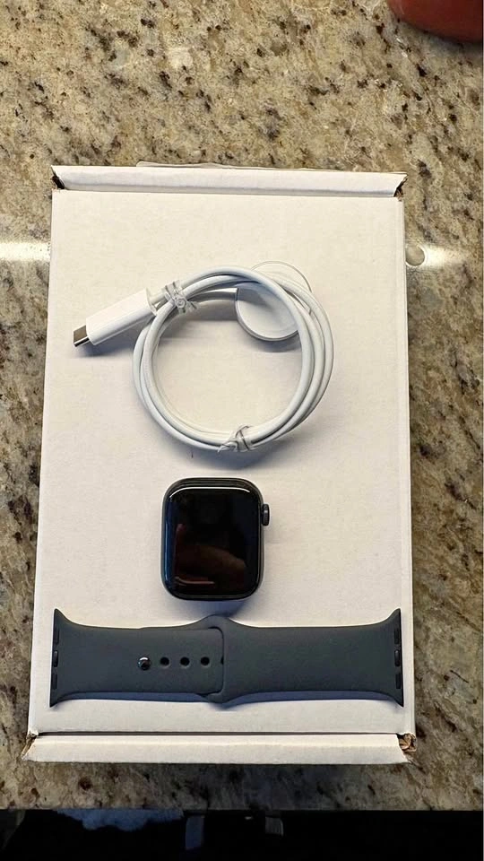 Apple Watch Series 8