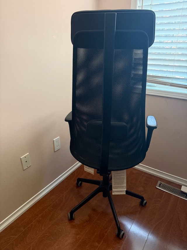 Moveout sale : Ikea high back office chair (leather) - photo 4