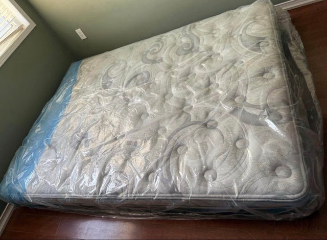 Moveout sale: Springwall Queen mattress (never used) - photo 2