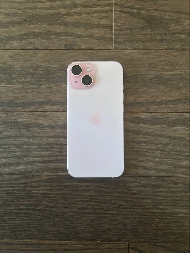 iPhone 15 - Pink - photo 2
