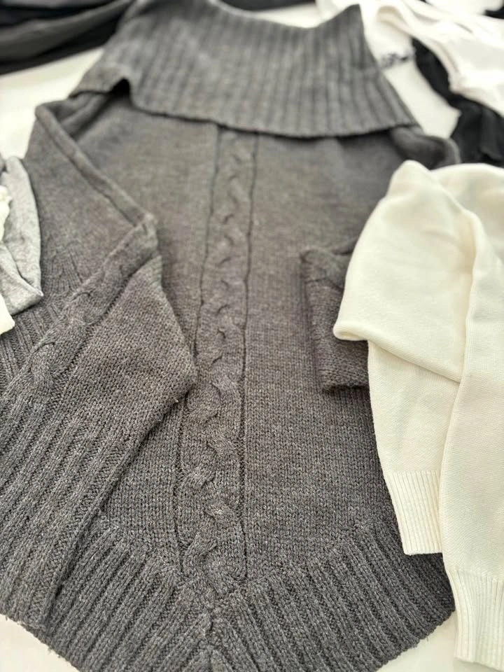20 pieces Women's Clothing Bundle - Lululemon, New Balance, Zara