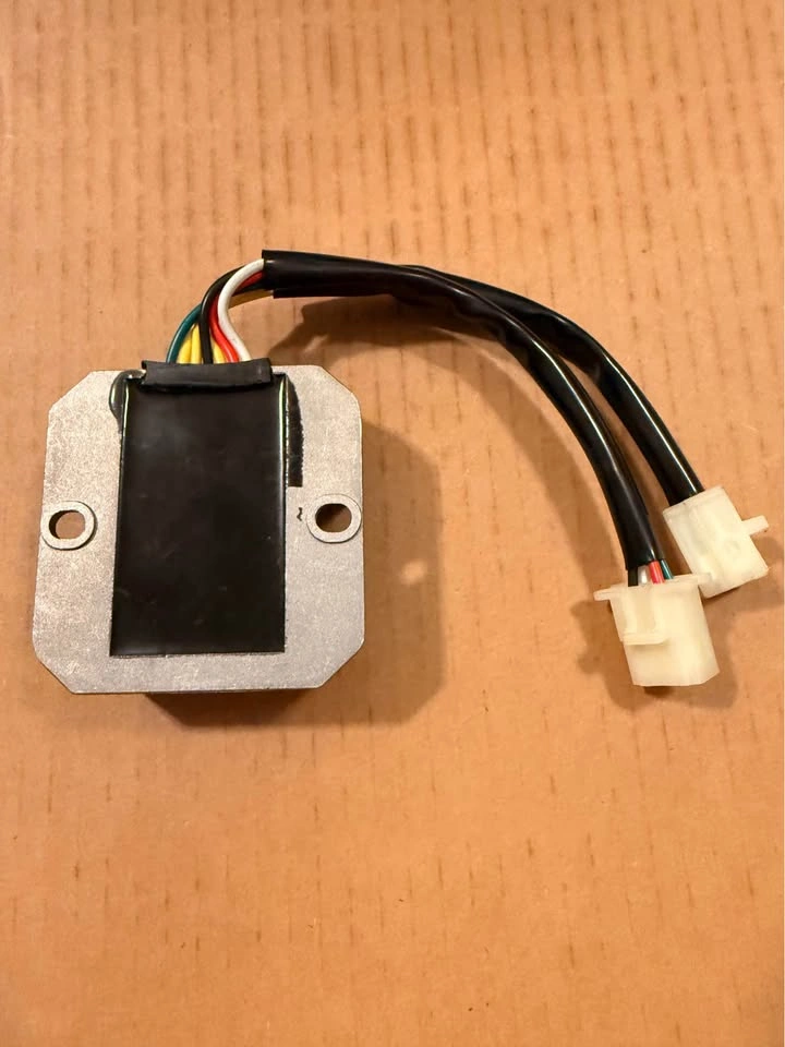 voltage regulator - photo 2