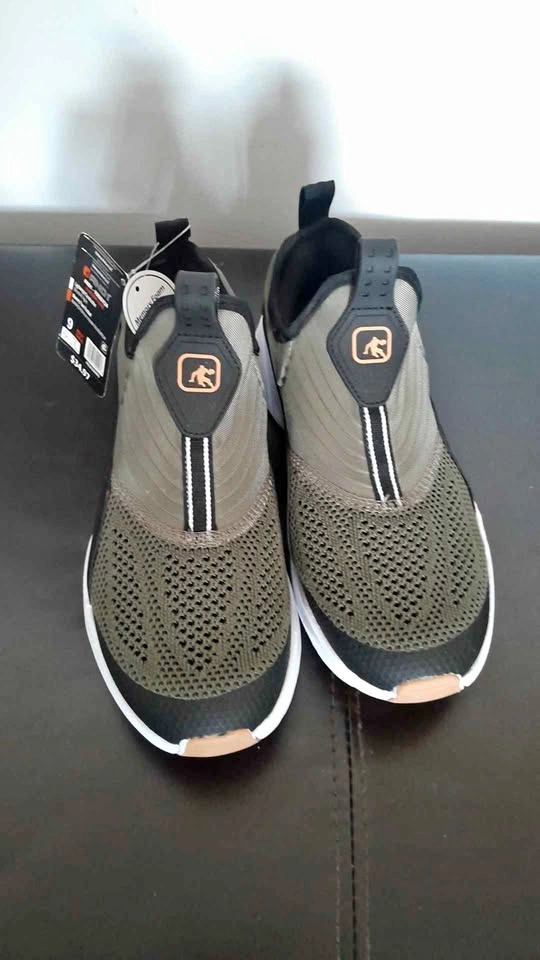 AND1 Men's Slip-On Sneakers