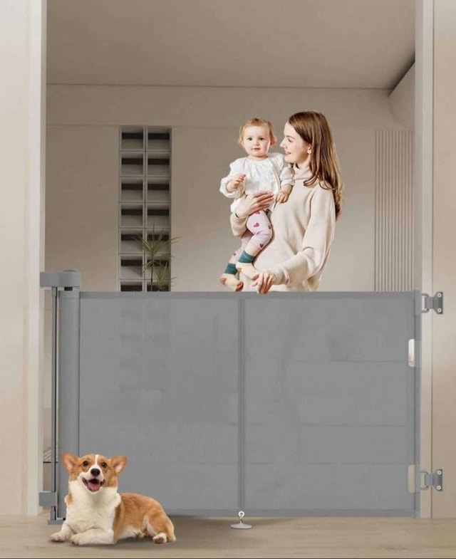 Retractable Baby Gate