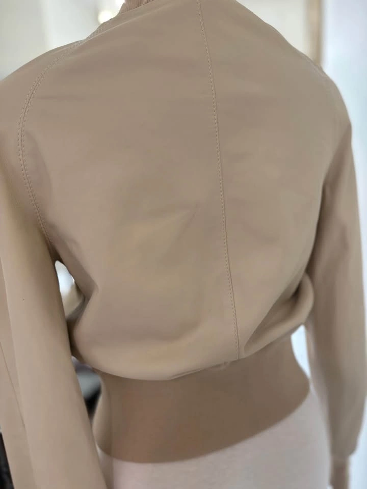Vintage Valentino Roma 100% Leather Bomber Jacket Size 4/40 - photo 2