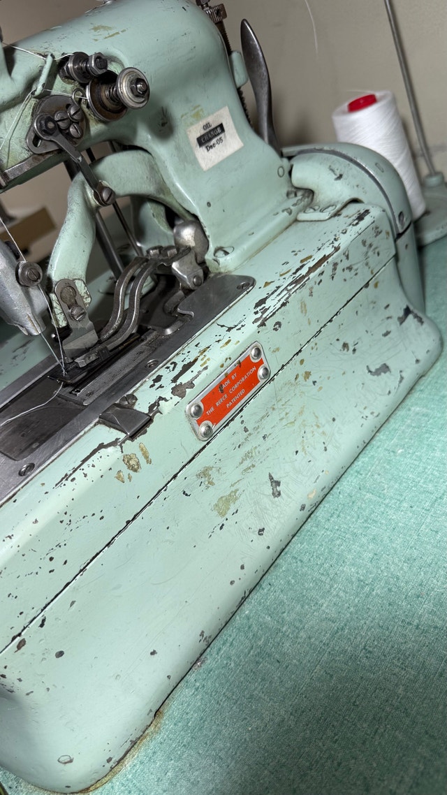 Reece Buttonhole Machine - photo 3