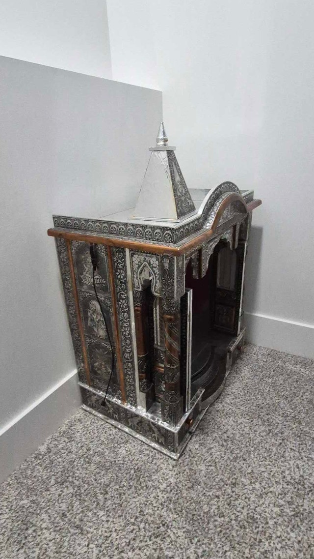 Oxidized mandir - small temple - photo 3