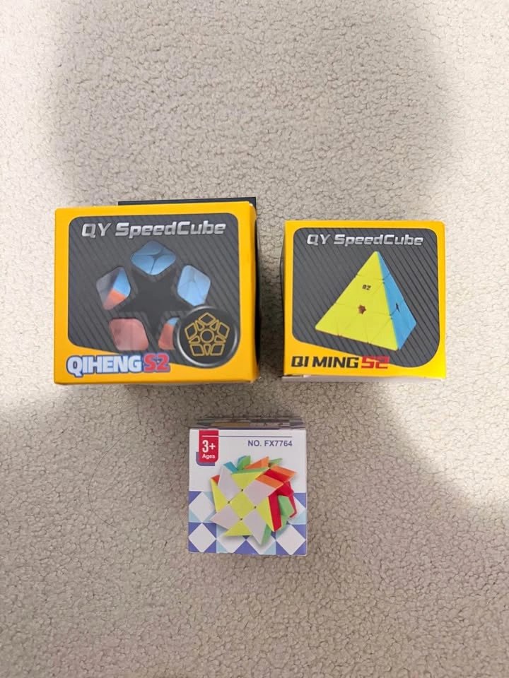 Speed Cube Set