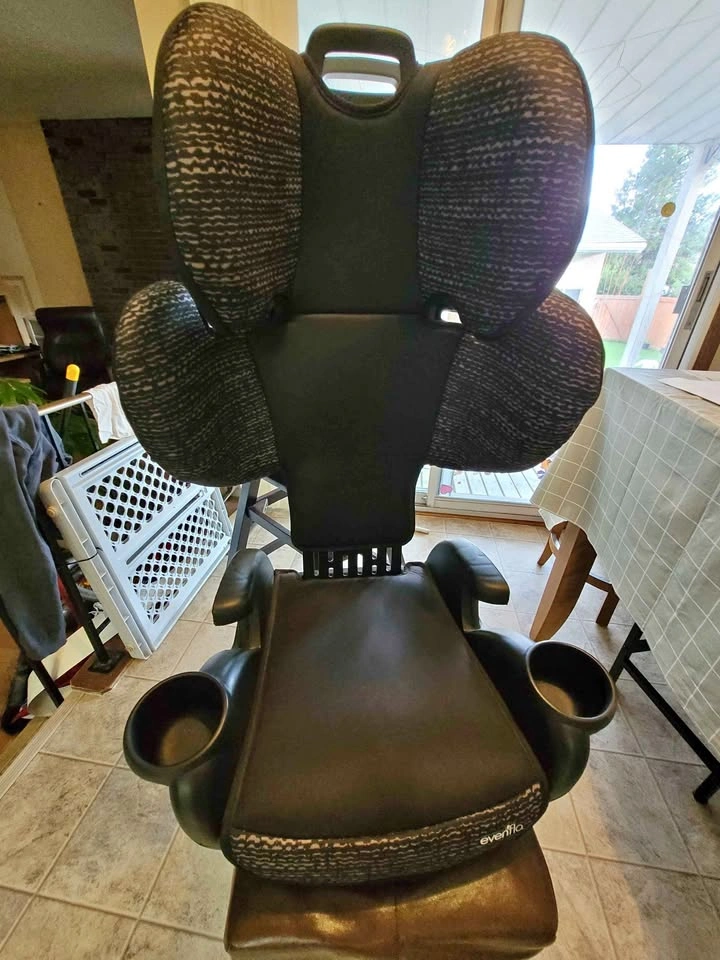 Evenflo highback booster seat