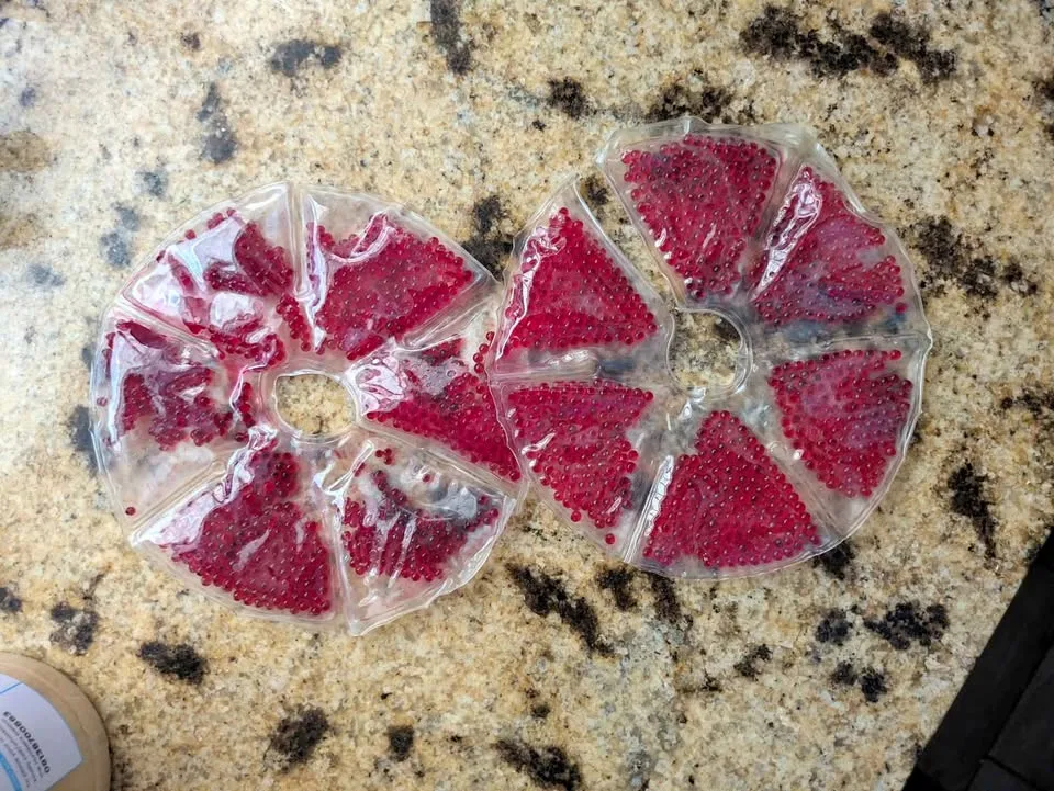 Breastfeeding Hot & Cold Therapy Pads thumbnail