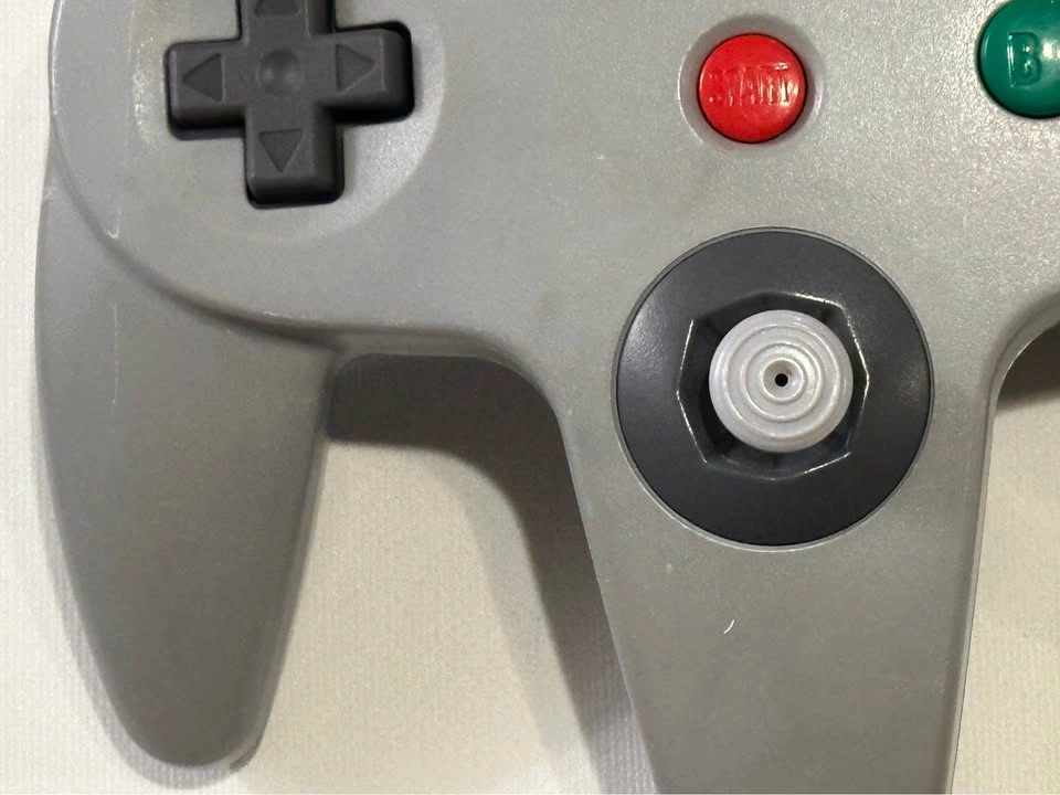 Nintendo N64 Controller - photo 3