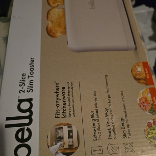 Bella 2 Slice Slim Toaster Model T30184 - Beige