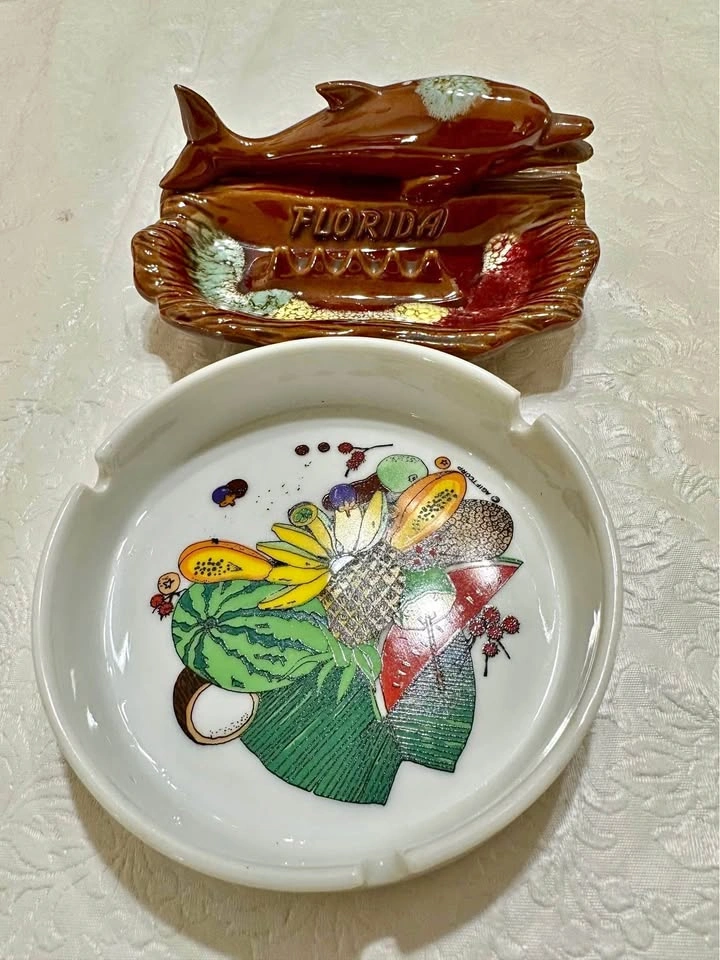 Vintage Ashtrays – Florida & Tropical Fruit Designs, both for $1