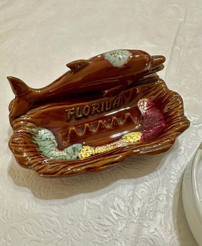 Vintage Ashtrays – Florida & Tropical Fruit Designs, both for $1 - photo 3