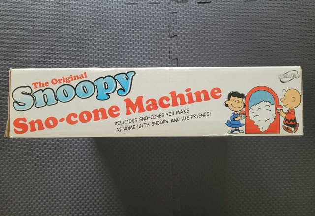 Vintage Snoopy Sno-Cone Machine (2007) Sealed - photo 4
