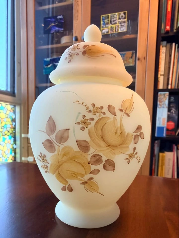 Fenton Art Glass Custard Satin Ginger Jar — Hand Painted & Signe - photo 2