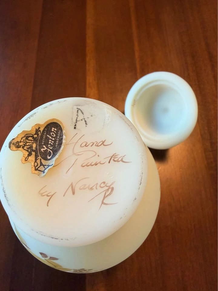 Fenton Art Glass Custard Satin Ginger Jar — Hand Painted & Signe - photo 5