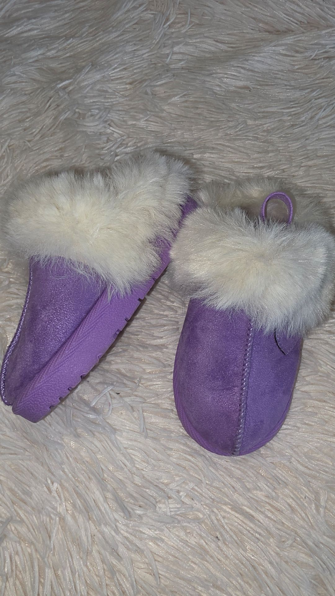 Tahari Furry Slippers 6C - photo 2