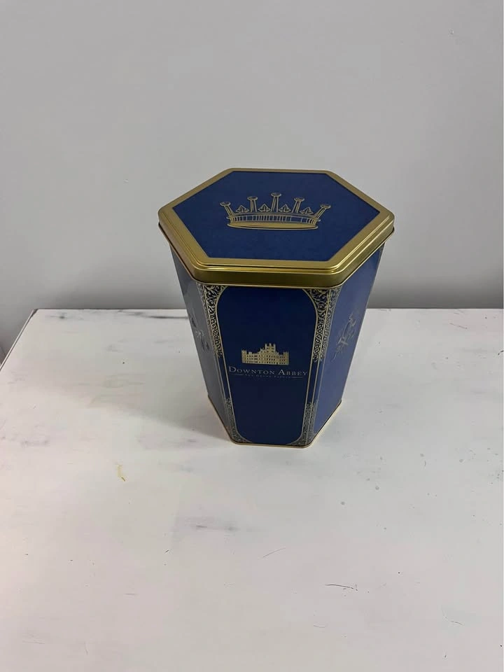 Downton Abbey: The Grand Finale 130 oz Cineplex Popcorn Tin - photo 2